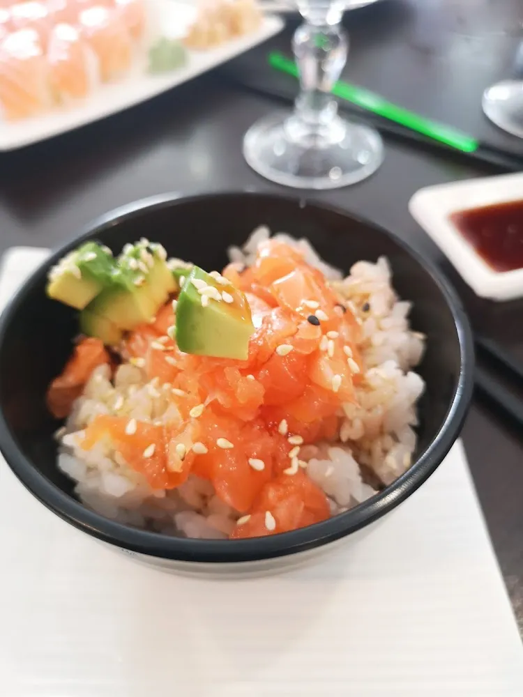 Chirashi Saumon